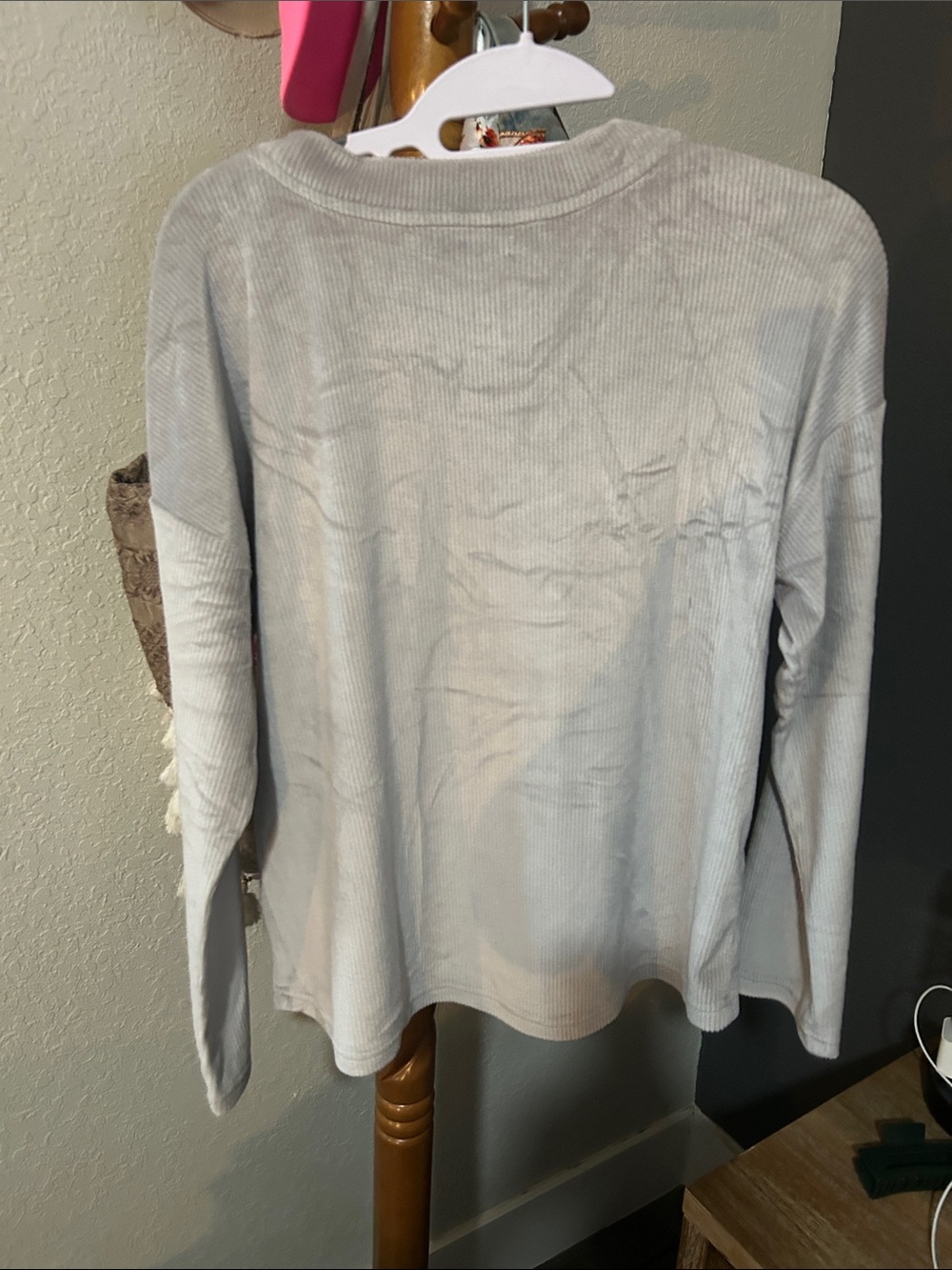 Amanda Blu (boutique brand) Light Gray Ribbed Crew Sweatshirt - Picture 3 of 3